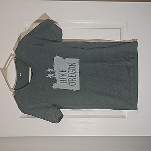 Hike Oregon Green T-shirt Size M Tiny Flaw